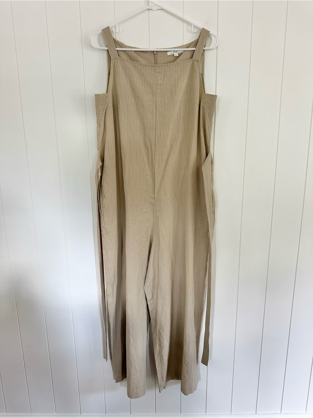 Uniqlo Linen Blend Beige Pinstriped Wide-Leg Cropped Jumpsuit